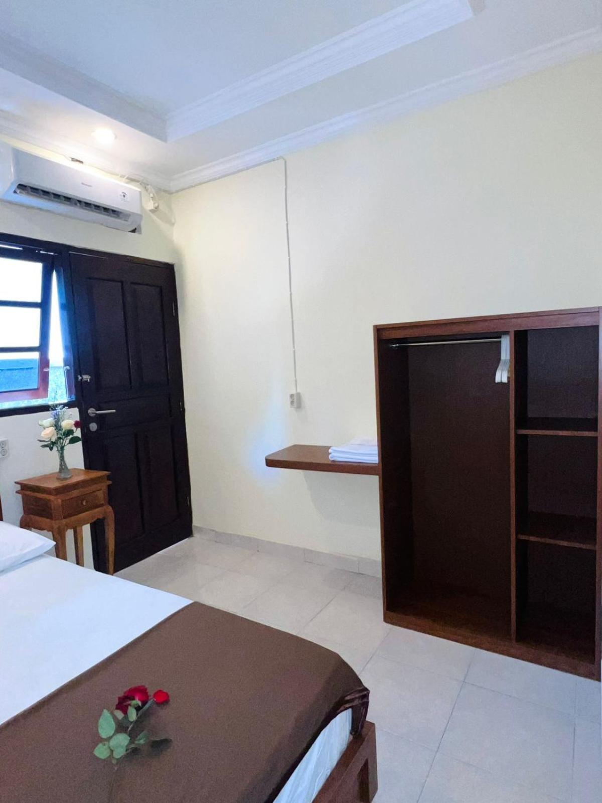 Zigiz Lovina Hostel Екстериор снимка